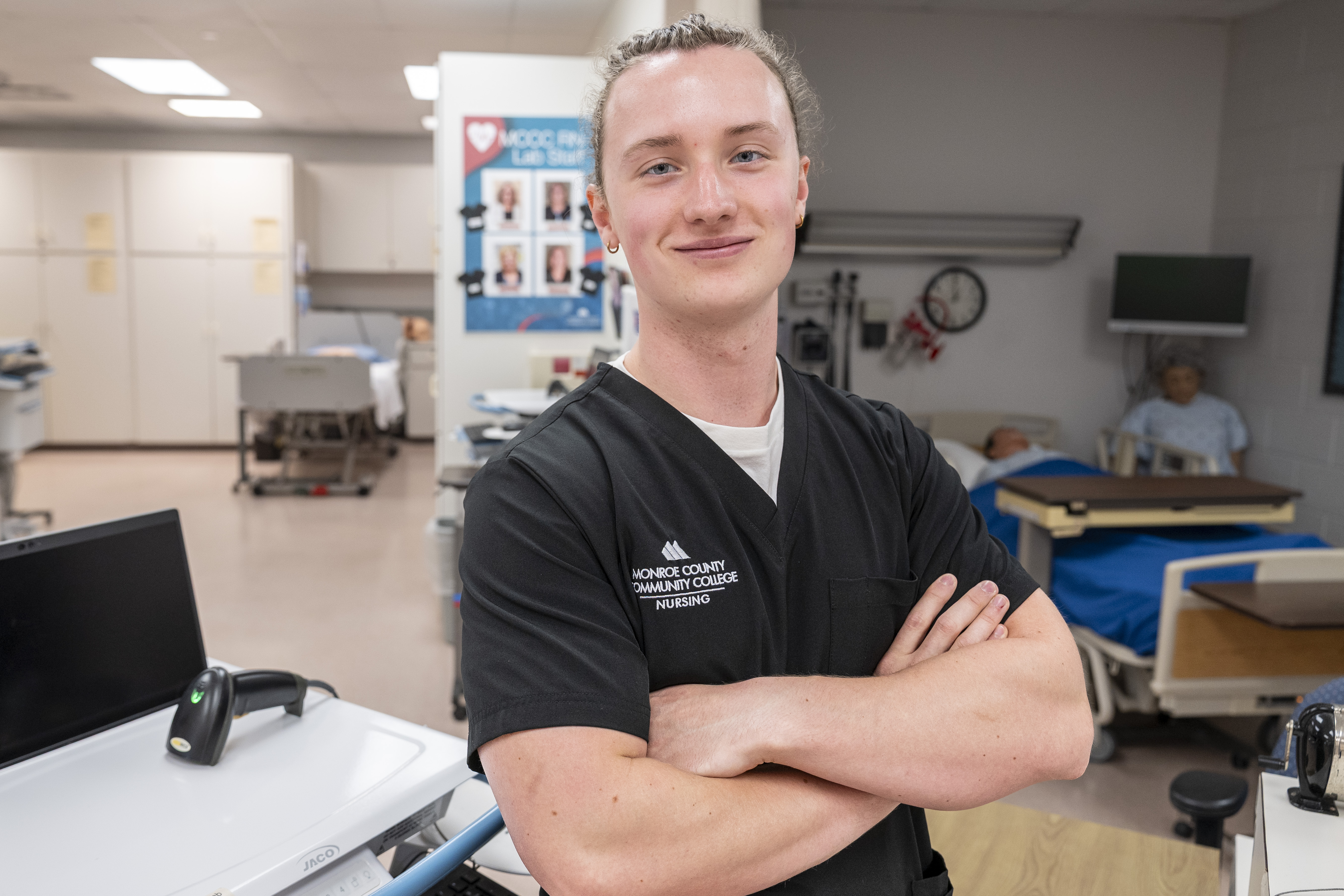 Student in nursing lab