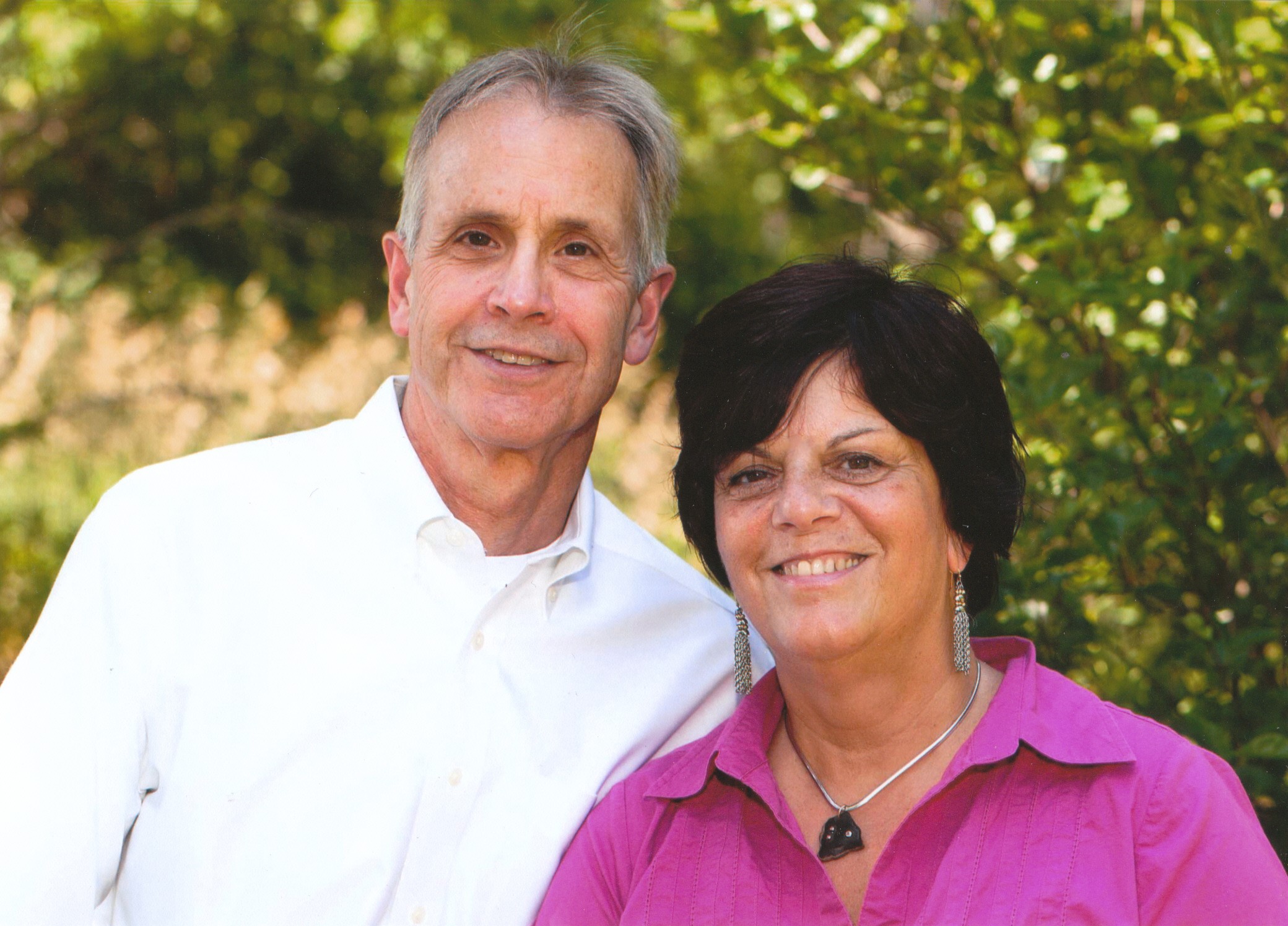 Photo of Roger Olson and Lela Wadlin (L-R)