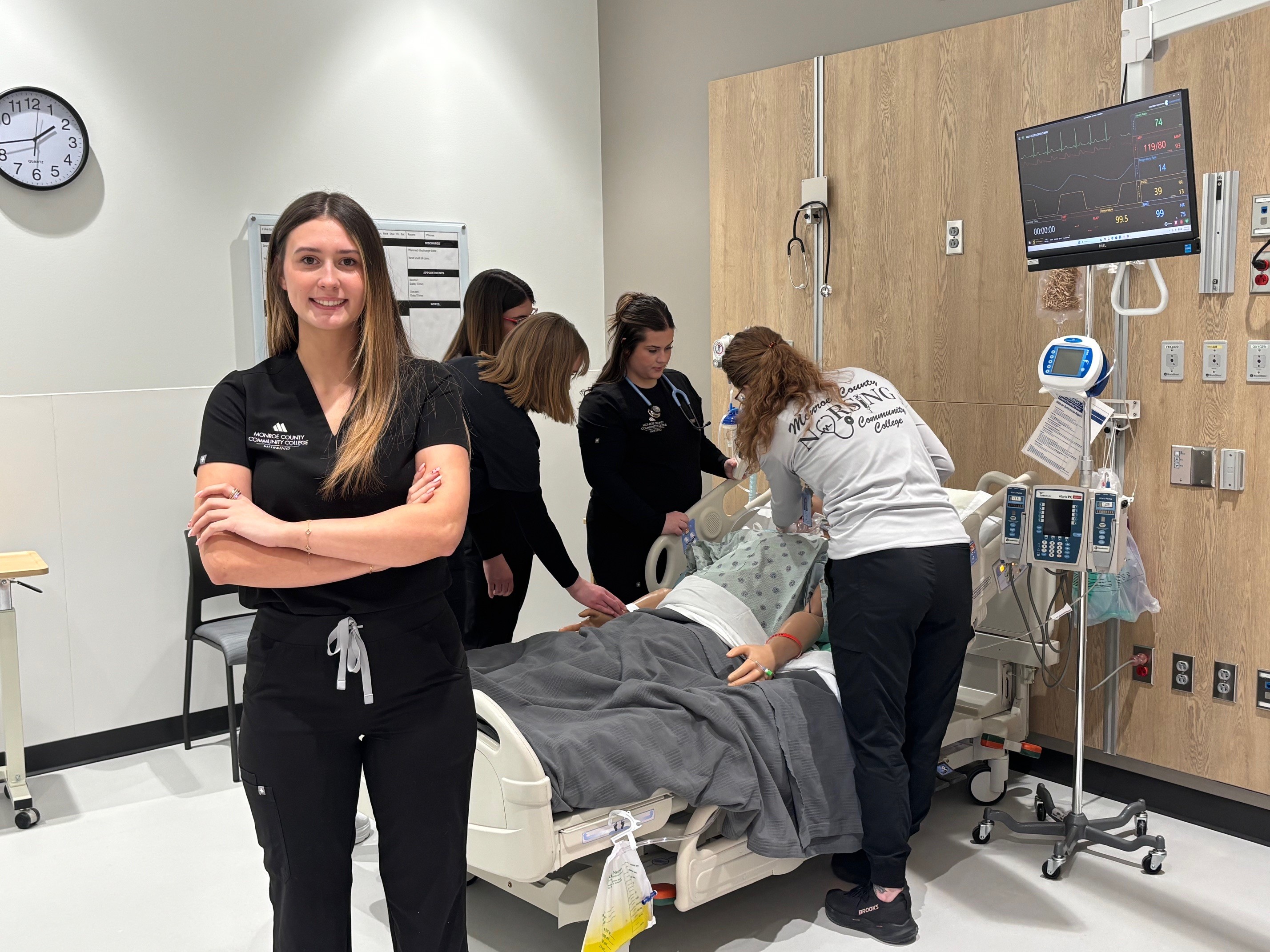 Nursing students in Health Sciences Simulations Center