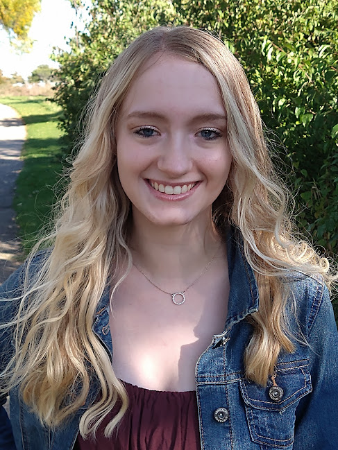 Ellie Sharpe photo