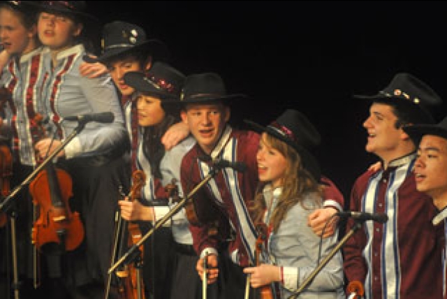 Saline Fiddlers ~ December 2011