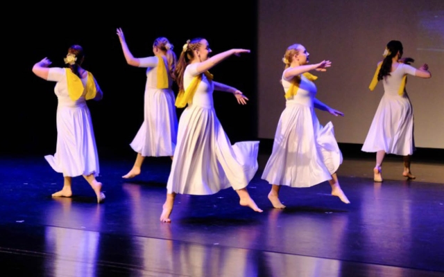 Inside Out dancers