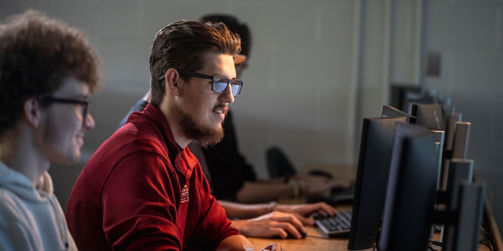 MCCC student in computer lab