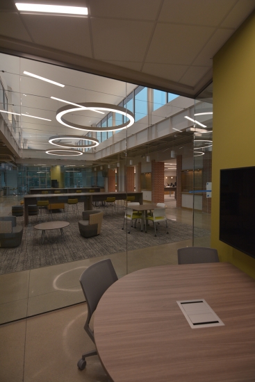 Founders Hall – View of Atrium and Student Collaboration Space from a private, group study room